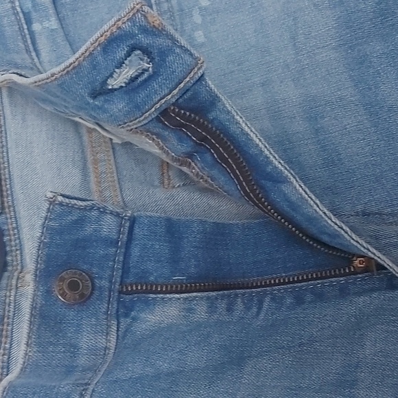 NWT Hollister Epic Flex Skinny Denim Short 9" Med/Light Wash Size 36 Wai… - Picture 9 of 10